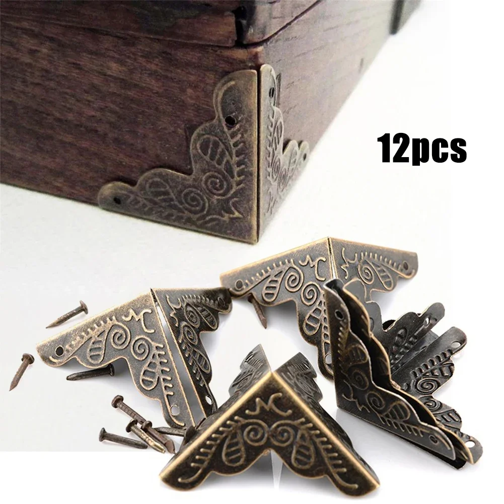 Body Jewelry Display Case - Protecteur d'angle Antique, 12 pièces, boîte-cadeau