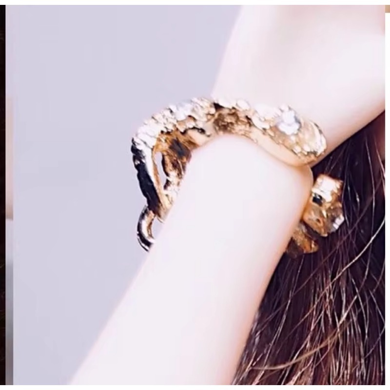 Bracelet en métal à l'échelle  - Body Jewelry Real Gold avis et prix
